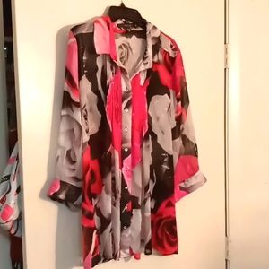 Fever size XL. Hot pink, black and grey flower print.